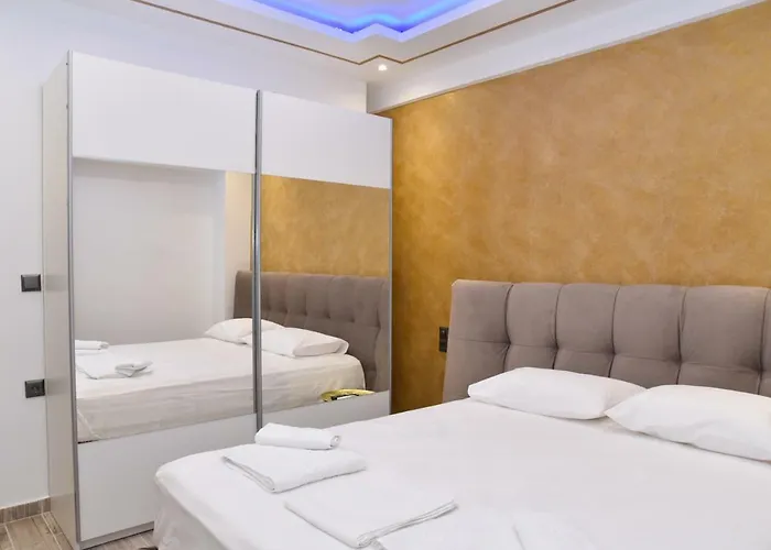 La Perla 2 * Calamata