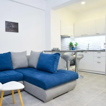 La Perla 2 Apartment Kalamata