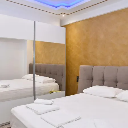 La Perla 2 * Kalamata